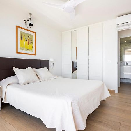 Beachfront -- New Luxury Apartment -- 1ª Linea Playa -- Fuengirola City Center -- Private Parking -- Panoramic Sea Views -- Esterno foto