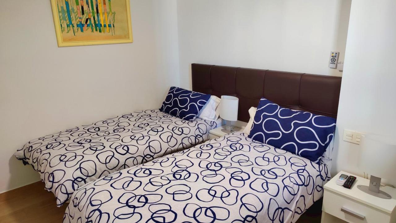 Beachfront -- New Luxury Apartment -- 1ª Linea Playa -- Fuengirola City Center -- Private Parking -- Panoramic Sea Views -- Esterno foto