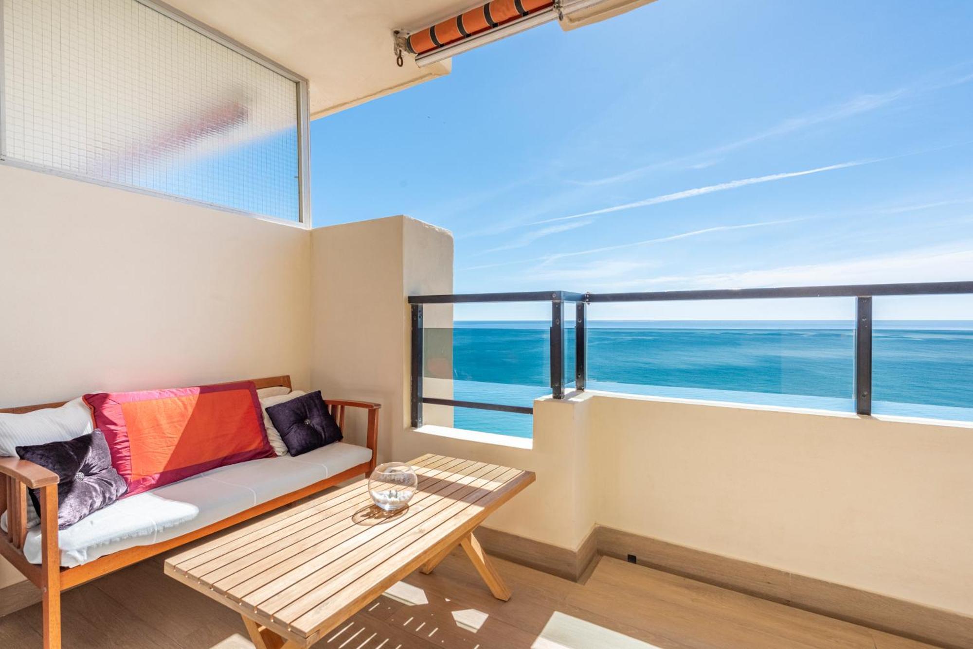 Beachfront -- New Luxury Apartment -- 1ª Linea Playa -- Fuengirola City Center -- Private Parking -- Panoramic Sea Views -- Esterno foto